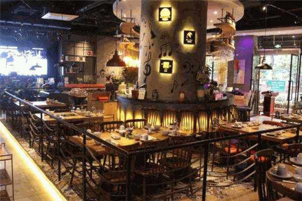 品町音乐餐厅 品町音乐餐厅