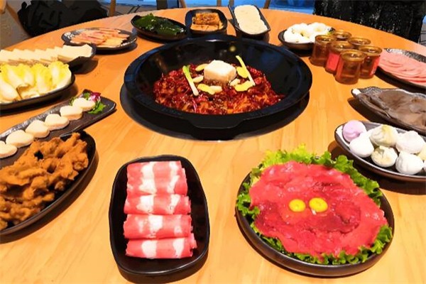 百信熟食私房火锅加盟
