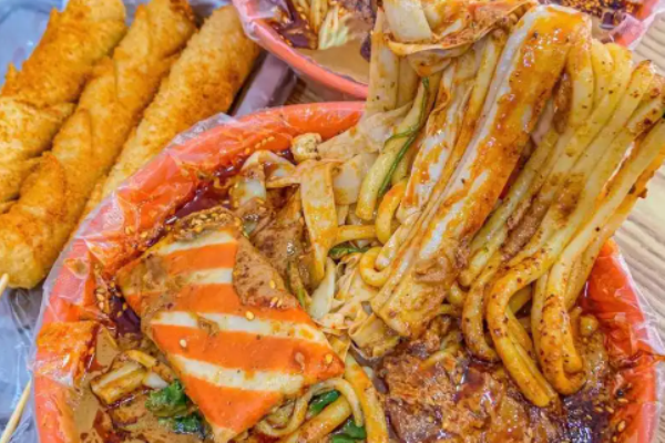 冯琳东北老式麻辣烫加盟