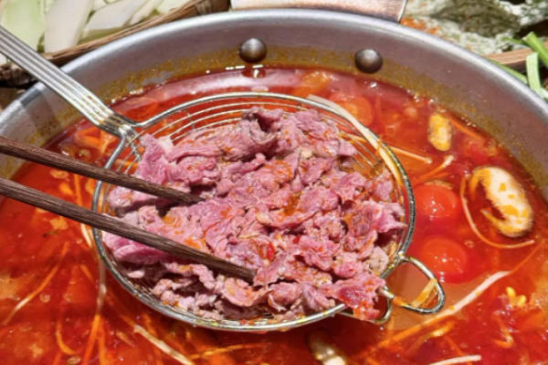 觅山野贵州酸汤牛肉火锅 觅山野贵州酸汤牛肉火锅