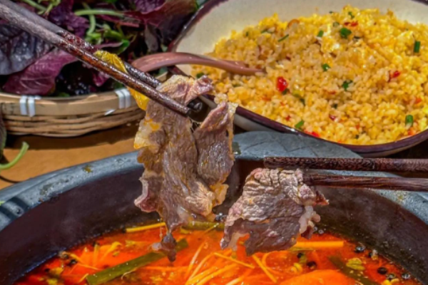 觅山野贵州酸汤牛肉火锅 觅山野贵州酸汤牛肉火锅
